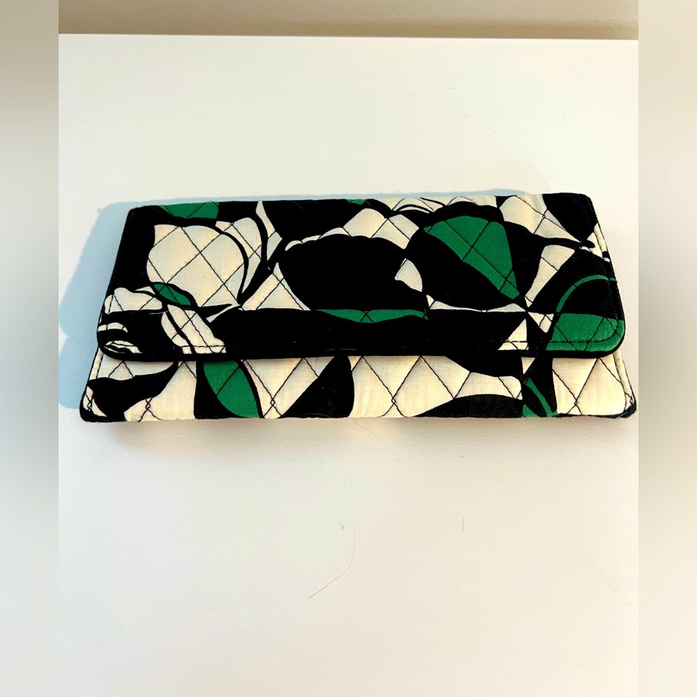 Vera Bradley Tri-Fold Wallet Imperial Rose, Green, Black and White.